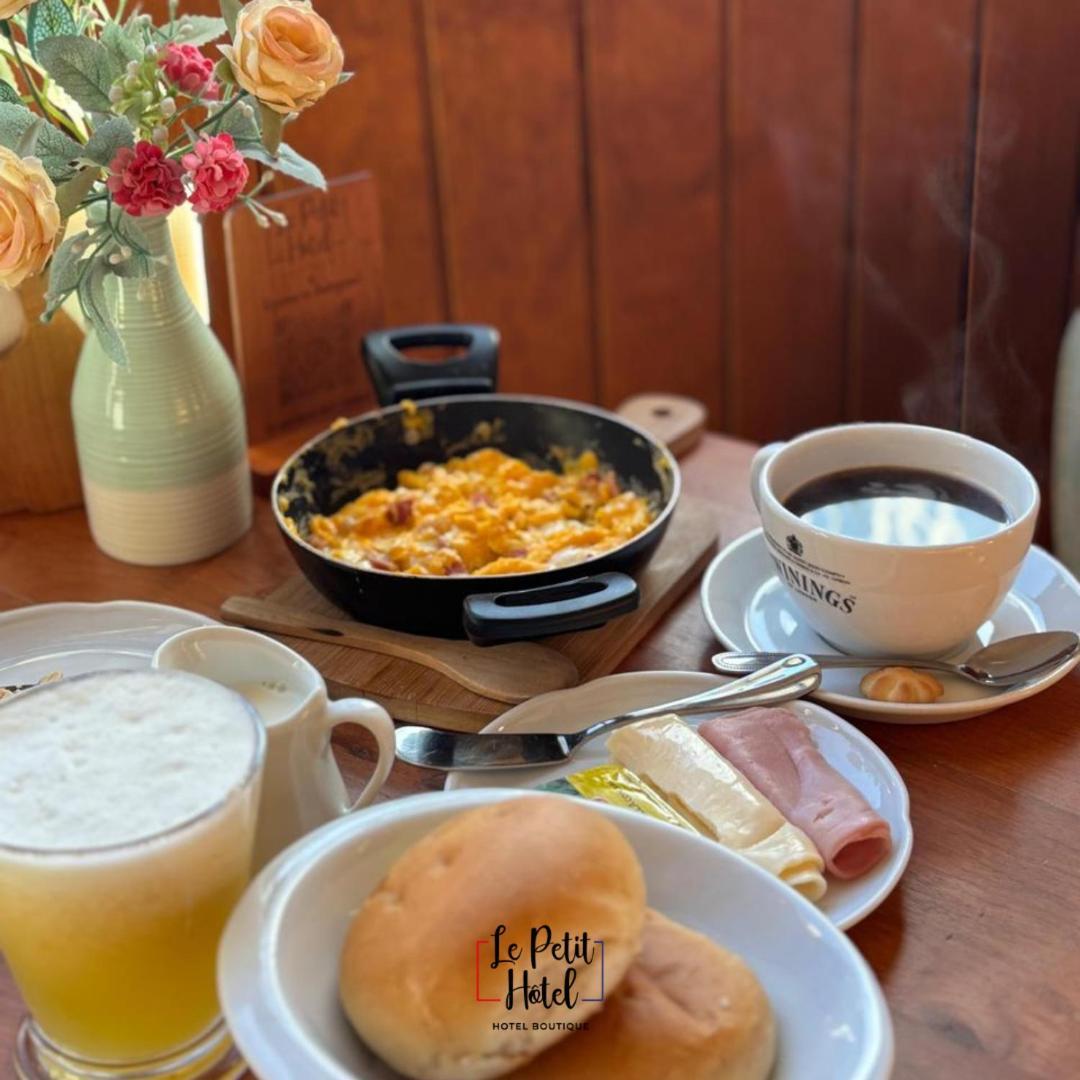Hotel Le Petit 康塞普西翁 外观 照片